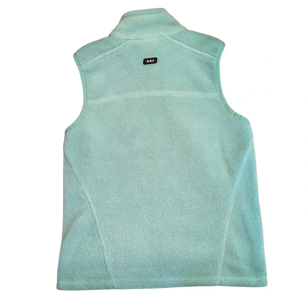 REI aqua zip
